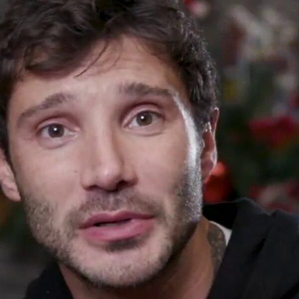 Sanremo 2027 e la corsa al cambiamento: De Martino e altre storie