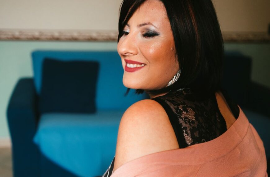 Anna Felicetta Cosentino presenta il singolo “Anche nel freddo che ho trovato”